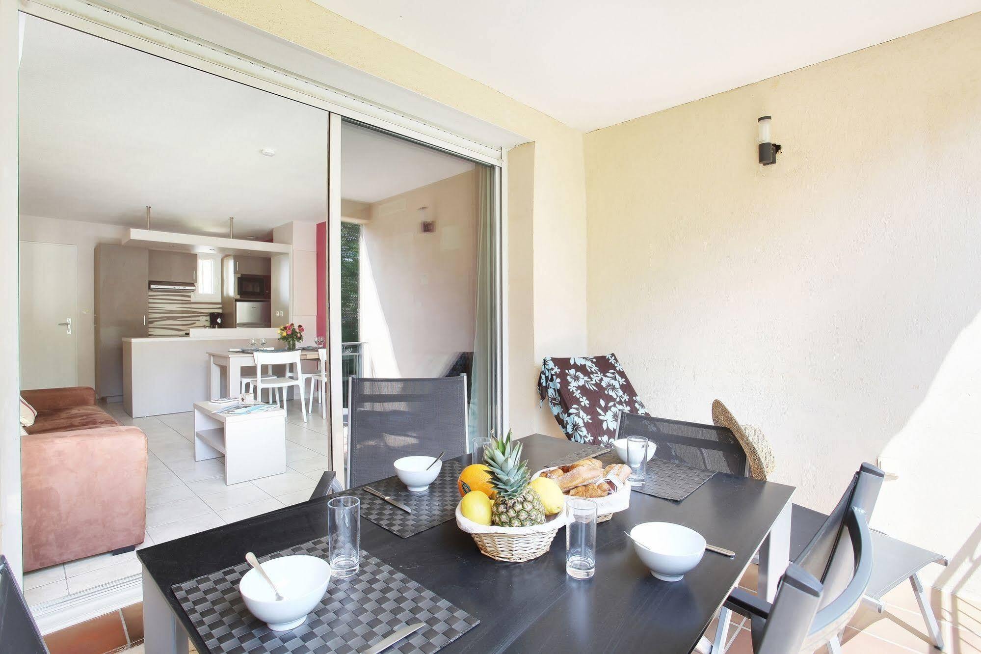 Odalys Residence Clos Bonaventure Gassin Bagian luar foto