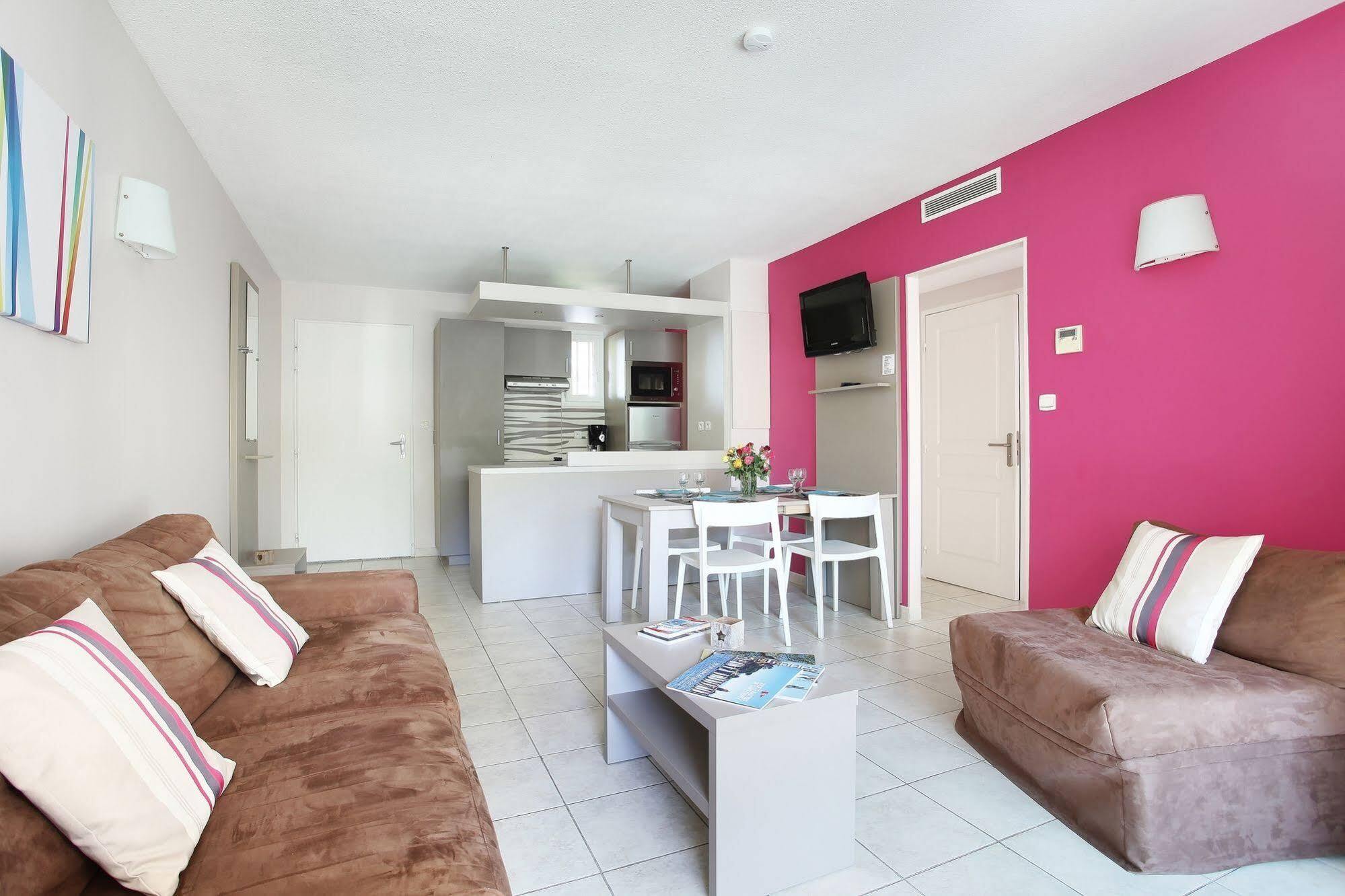 Odalys Residence Clos Bonaventure Gassin Bagian luar foto