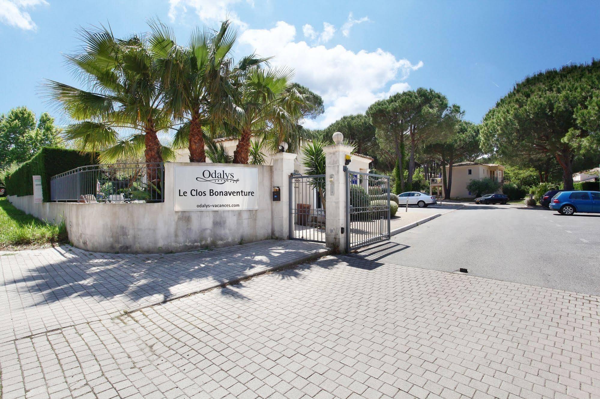 Odalys Residence Clos Bonaventure Gassin Bagian luar foto